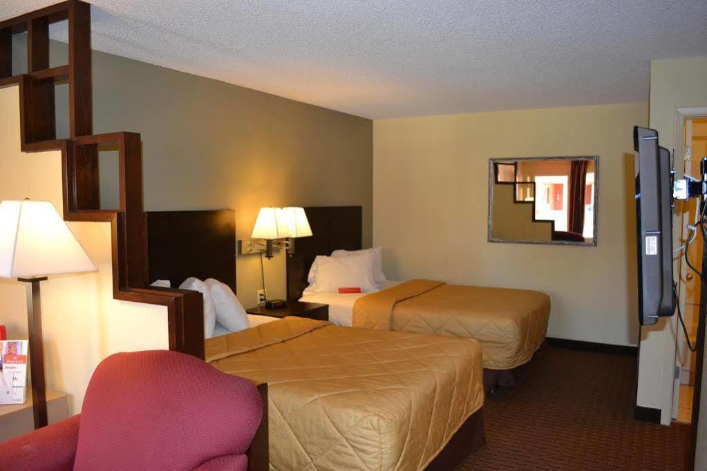 Hotel Ramada By Wyndham El Paso Exterior foto